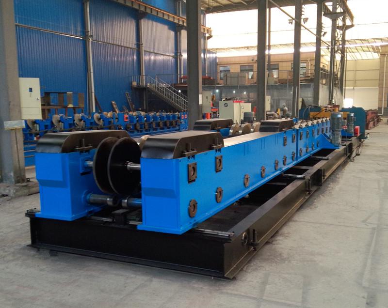 https://www.metalrollingmachines.com/wp-content/uploads/2021/01/Linear-cable-tray-roll-forming-machine-2.jpg